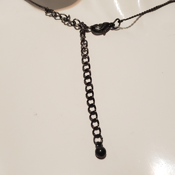 Red Roses Necklace Vintage 15" - Picture 4 of 4